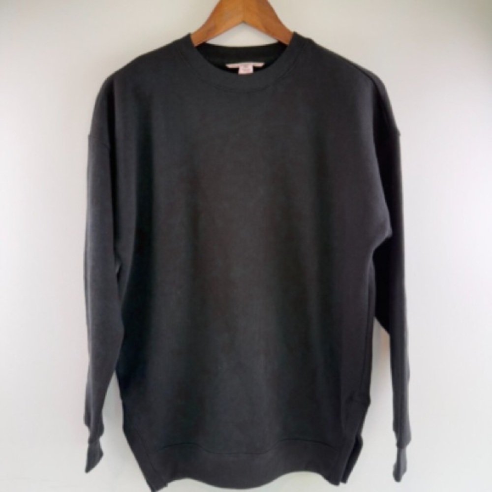 Victoria's Secret Long Sleeve Crew Neck Pullover Sweatshirt Black M